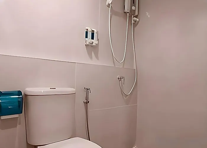 Interest Poshtel Hostal